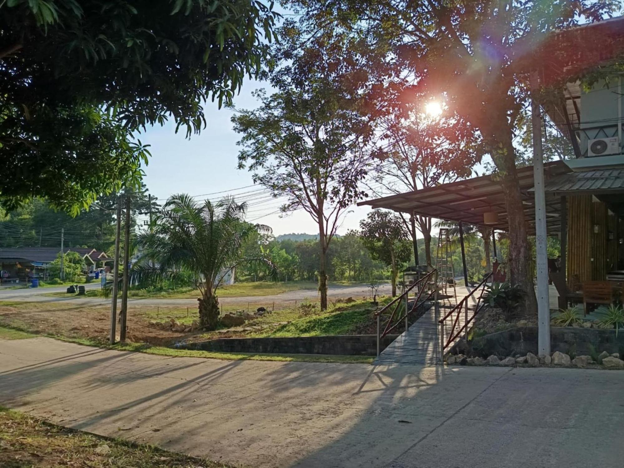 Green Gen Hotel, Mueang Phuket Ban Lo Ti Pa ภายนอก รูปภาพ