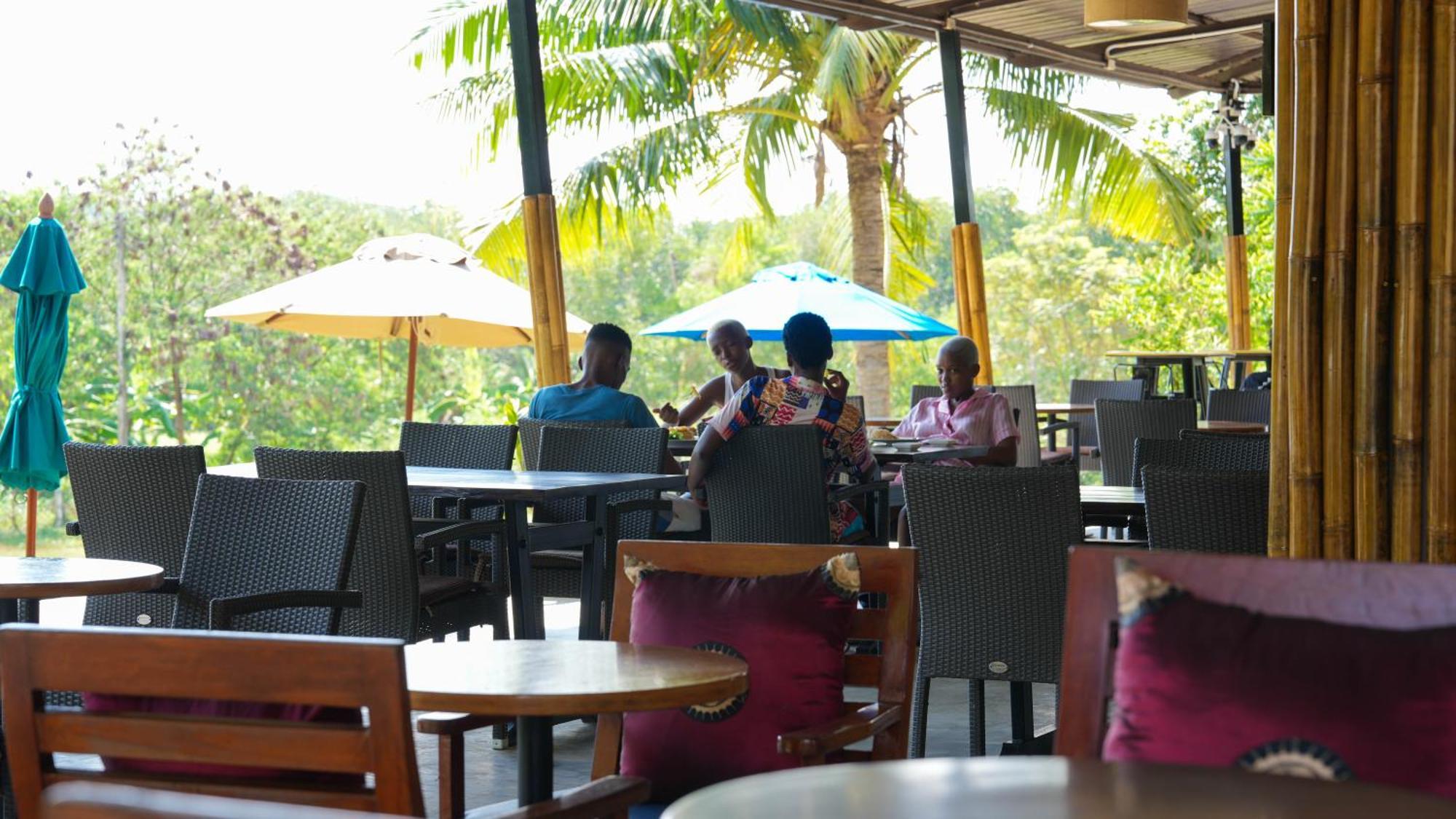 Green Gen Hotel, Mueang Phuket Ban Lo Ti Pa ภายนอก รูปภาพ